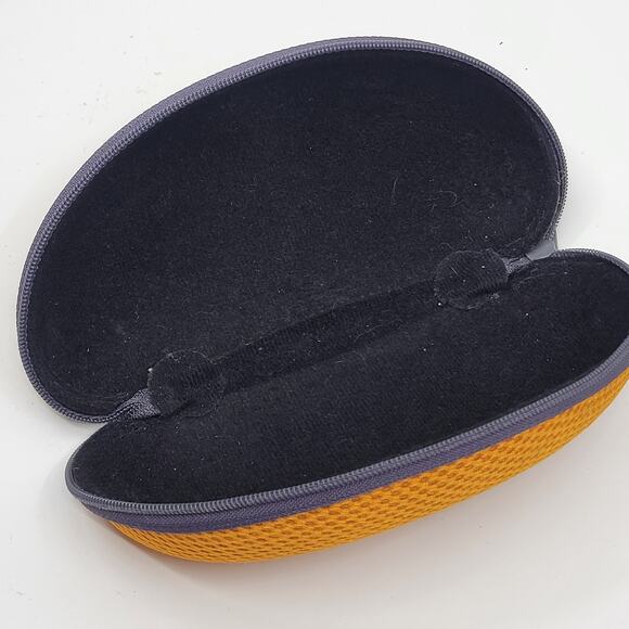 Kaenon Sunglasses zipped hard case orange. Case only - Picture 3 of 5